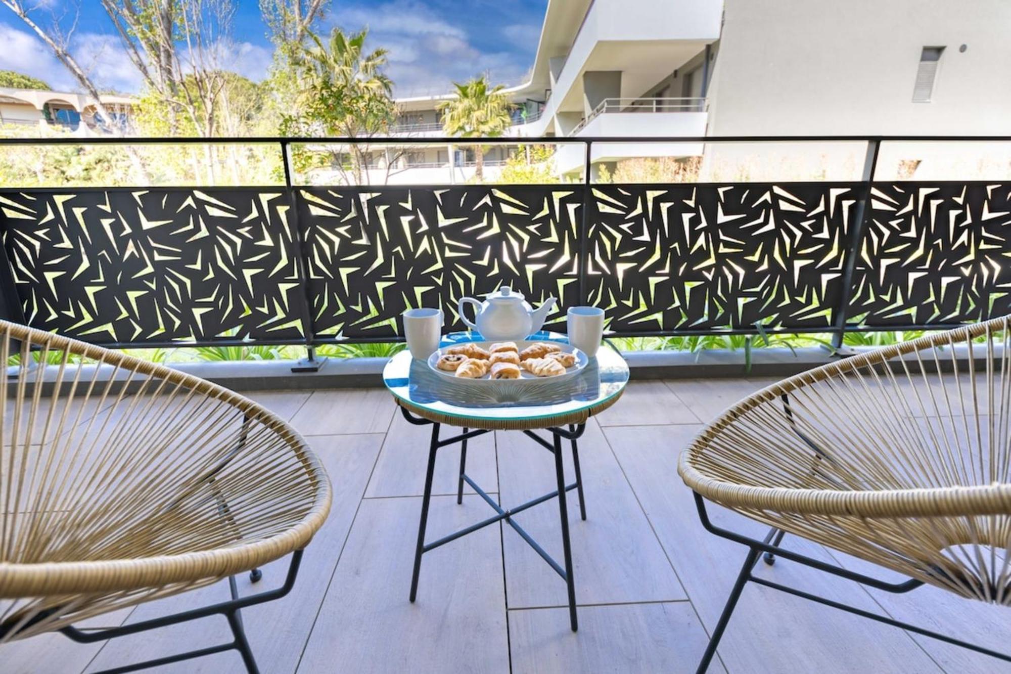 Appartamento 06Ah - Superb Waterfront T2 - Swimming Pool Villeneuve-Loubet Esterno foto